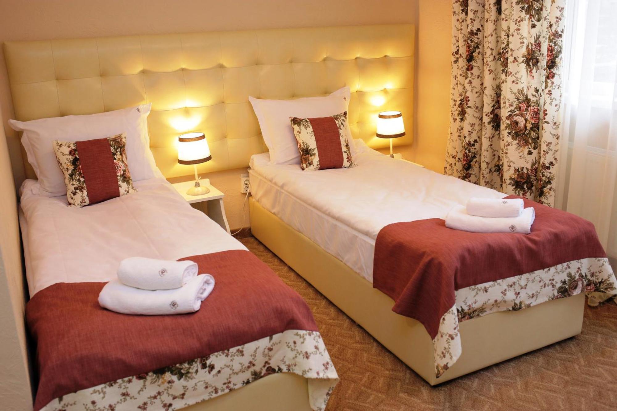 Hotel&Restaurant Premium Club Yaremche Habitación foto
