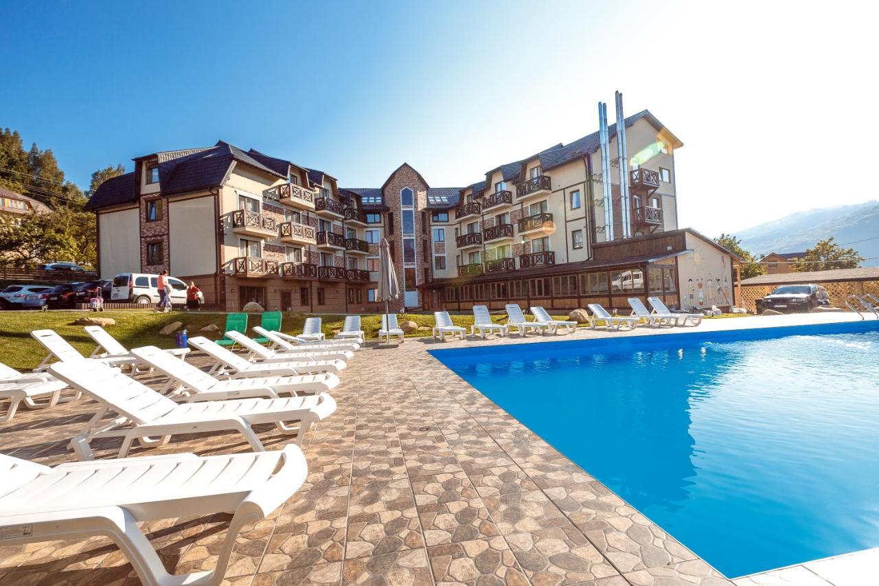 Hotel&Restaurant Premium Club Yaremche Exterior foto